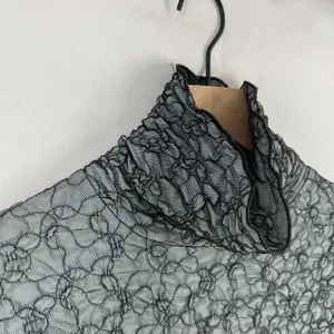 Sno Skins Crop Top Womens Medium Black Lace Sheer Detail Turtle Neck Ski Outdoor thumbnail 3