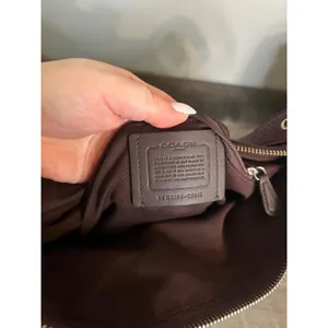 Coach Val Duffle Bag Berry Purple Pebbled Leather Crossbody C2818 thumbnail 8