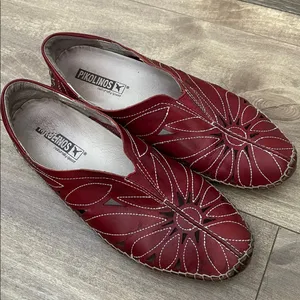 Pikolinos‎ Jerez Floral Leather Cut-Out Detail Moccasin Loafers Red 37 (7) thumbnail 2