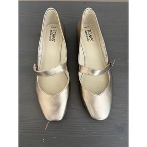 TOMS Mary Jane Bianca 8.5 Gold Metallic Leather Square Toe Ballet Flat Shoes thumbnail 4