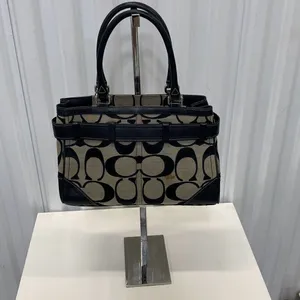 Coach Hampton’s Y2K signature purse thumbnail 5