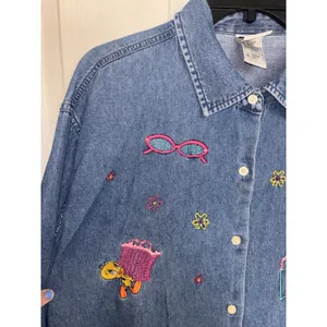 Vintage 2000 Warner Bros Studio Store Tweety Bird Embroidered Denim Shirt XL thumbnail 3