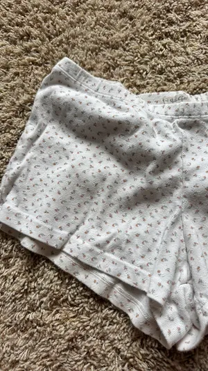 Brandy Melville shorts  thumbnail 6