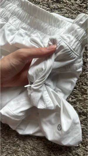 Lululemon Shorts thumbnail 4