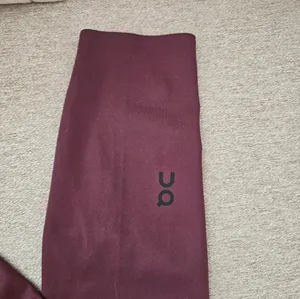 On Leggings thumbnail 11