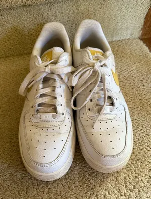 Nike Air Force 1 Yellow thumbnail 1