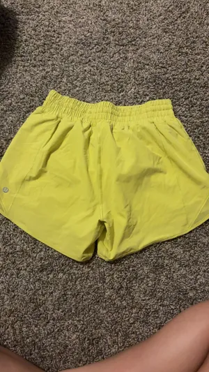Lululemon thumbnail 2