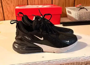 Youth nike air max 270 shoes thumbnail 1