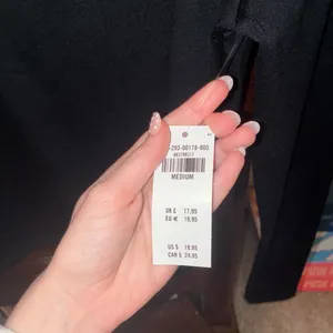 Hollister long sleeve scoop neck ! thumbnail 2