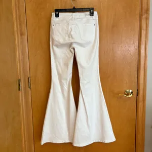 Judy Blue White Super‎ Flare Fit Jeans Size 3/26 High Waist Womenswear thumbnail 2