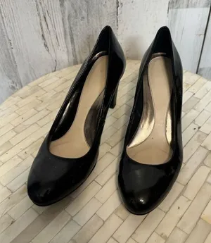 Women’s Calvin Klein Renni Shoes Black Pumps Heels Leather Size 7.5M Round Toe thumbnail 1
