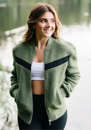 Zyia active flying V olive green fleece jacket xxs thumbnail 1