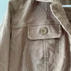 M- croft & barrow Women's Vintage Tan Embroidered Jacket w/‎ Pockets thumbnail 4