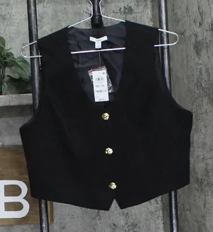 NWT Bar III Womens Petite V-Neck Button-Front Cropped Vest 100207006PT Black PXL thumbnail 1