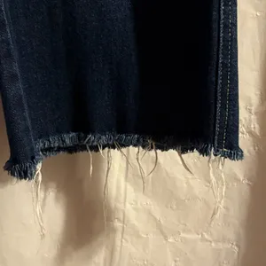 Kancan High‎ Rise Frayed Hem Cropped Jeans Size 2XL Dark Wash Raw Hem KC7340D-P thumbnail 4