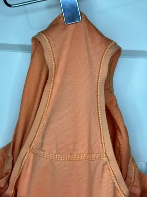 Lululemon Orange Hotty Hot 4” - Size 0 thumbnail 3