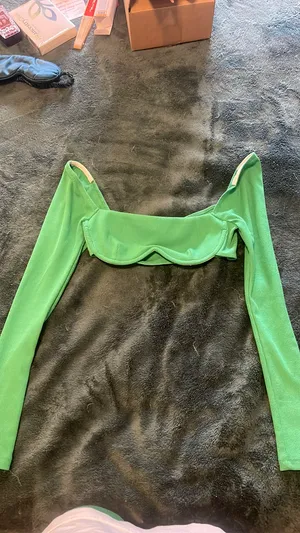 Princess Polly Long Sleeve Crop Top thumbnail 3