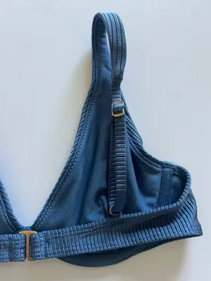 {Hollister} Brand New Gray Shimmer Underwire Bikini Top thumbnail 5