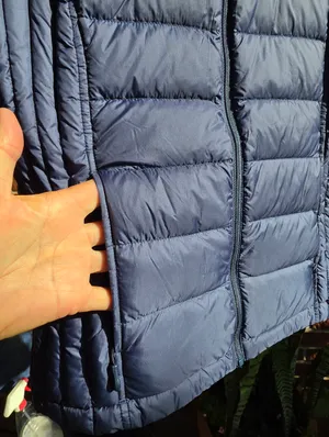 32 Degrees Navy down filled vest Small thumbnail 2