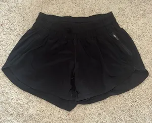 Lululemon Hotty Hot Shorts thumbnail 1