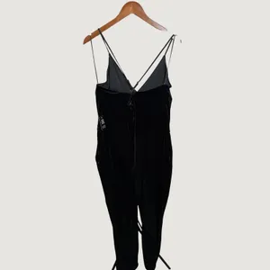 Express Black Velvet V-Neck Double Strap Jumpsuit XL 941332 thumbnail 6