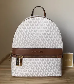 Michael Kors Backpack thumbnail 1