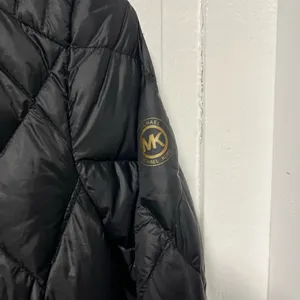 Michael Kors petite quilted Hooded Black Packable Puffer Coat jacket size small thumbnail 4