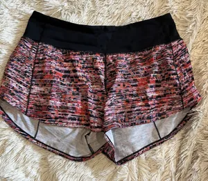 Lululemon Speed Up Shorts Women’s 6 Black Multi Low Rise 2.5” Lined Running thumbnail 1