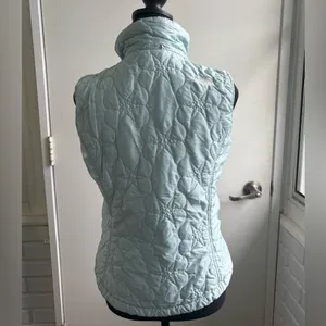The North Face Quilted Puffer Vest small‎ athleisure layered transitional winter thumbnail 5