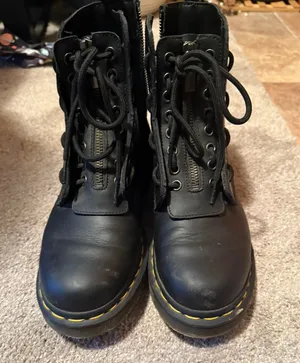 Doc Martens 1460 thumbnail 1