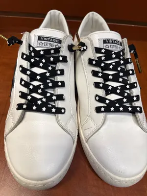 Vintage Havana Black Star Sneakers White Gold Women’s 7.5 Trendy Casual Shoes thumbnail 3