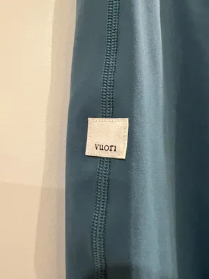 ✨ Vuori Performance Cropped Jogger Leggings – Teal Blue – Size L ✨ thumbnail 3