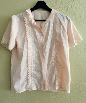 Source Unknown Delicate Lace-Trim Pink Women’s Blouse thumbnail 1