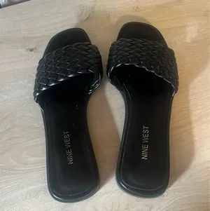 Nine West Sandals thumbnail 2