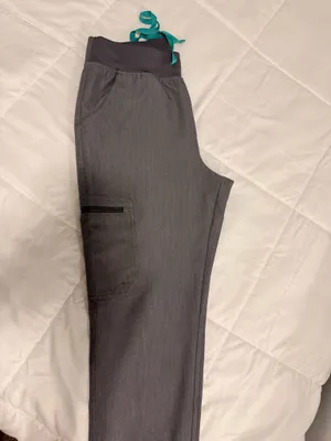 FIGS Scrub Pants thumbnail 4