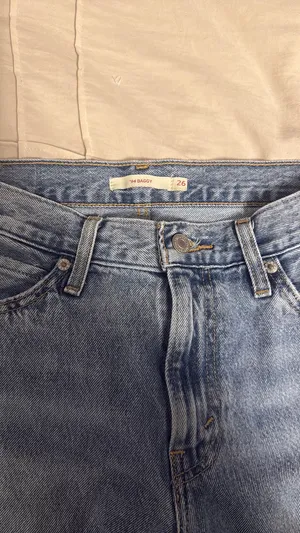 Levi’s Jeans 94 Baggy Mid-Rise Straight Leg thumbnail 2
