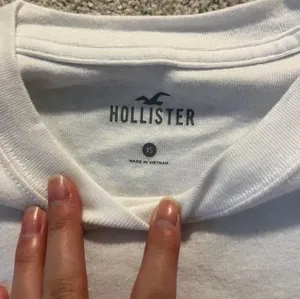 Hollister White Top thumbnail 4