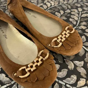 Anne Klein Brown suede ballet flats‎ with gold chain & fringe detail thumbnail 1