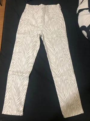 Printed Pants thumbnail 1