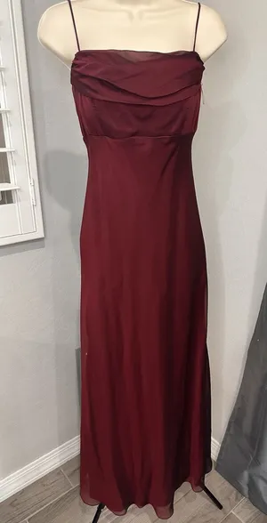 Betsy & Adam burgundy maxi dress‎ size 4 thumbnail 1