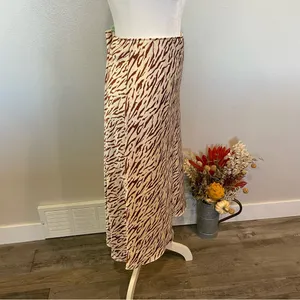 Abercrombie & Fitch Zebra Print Satin Midi Skirt thumbnail 3