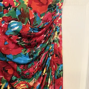 Lauren Ralph Lauren Faux Wrap Dress Sz 6 Floral Stretch Vibrant Jersey‎ Ruched thumbnail 4