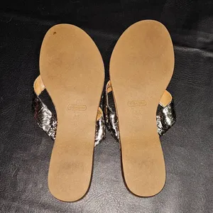 Coach Womens Silver Bow Flip‎ Flop Sandals 6.5 thumbnail 6