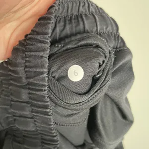Lululemon Size 6 Black Hotty Hot Shorts Running Lined Workout 3.5" Inseam thumbnail 7