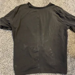 Lululemon Twisted Short Sleeve Tee thumbnail 2