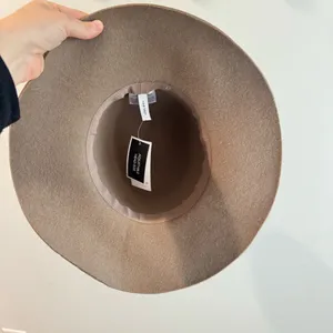 NWT Nine West 100% Wool Felt‎ Taupe Hat One Size thumbnail 2
