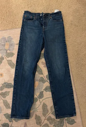 Levi’s Wedgie Straight Jeans thumbnail 1