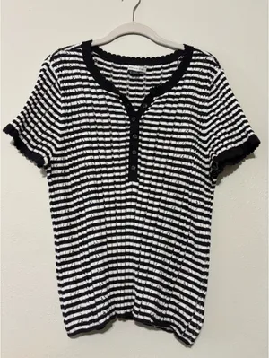 American Eagle Henley Pointelle Sweater T-Shirt thumbnail 2