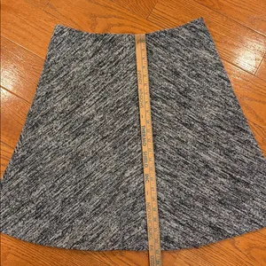 DKNYC Marled A-Line Knit Skirt Gray Black Textured Flare – L thumbnail 4