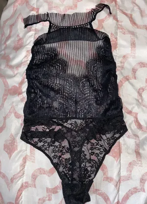 Victoria's Secret Black Lace Lingerie thumbnail 1